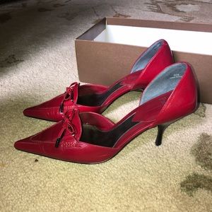 Red Pumps